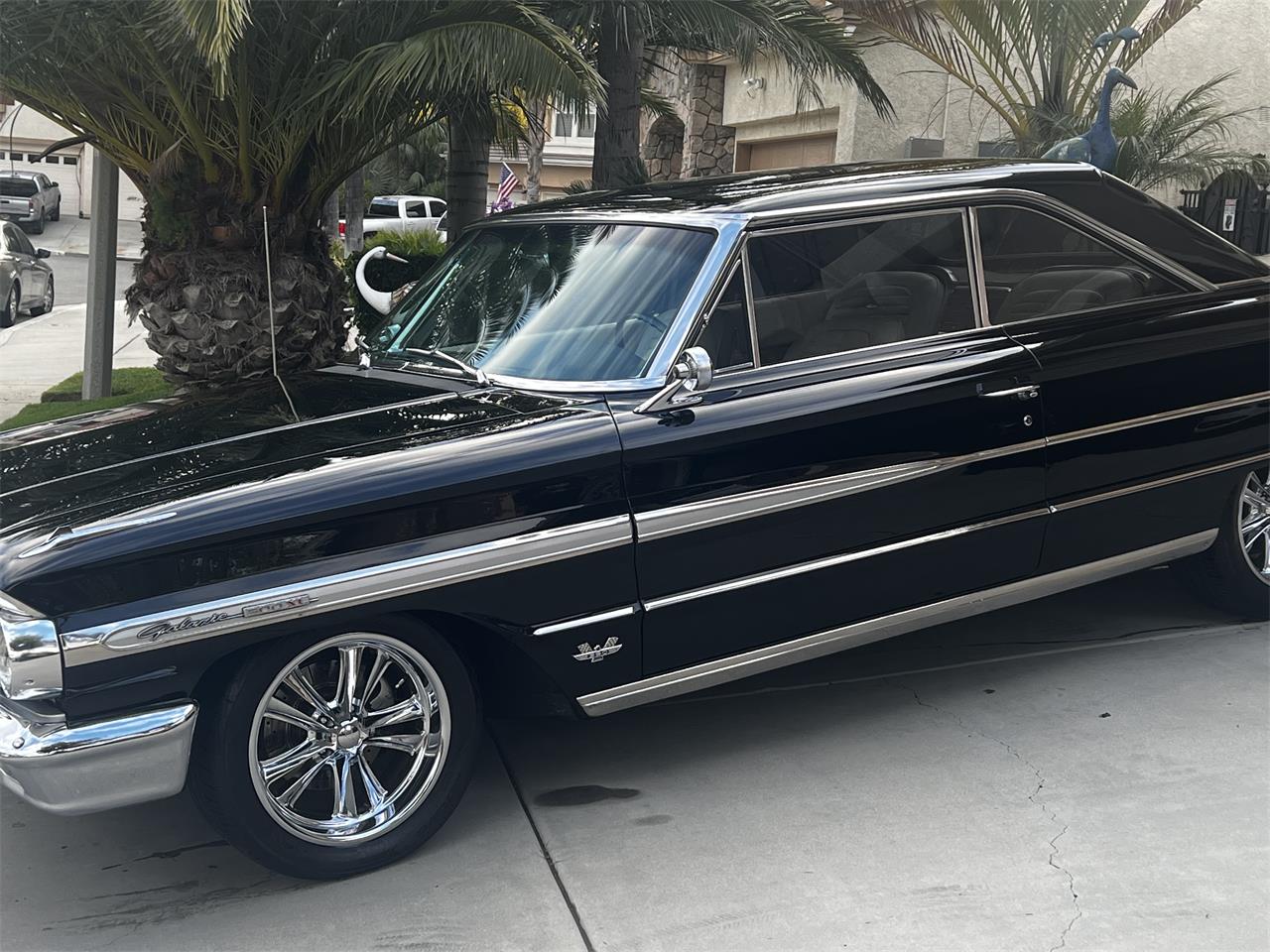 Ford-Galaxie-500-xl-1964-Black-White-4