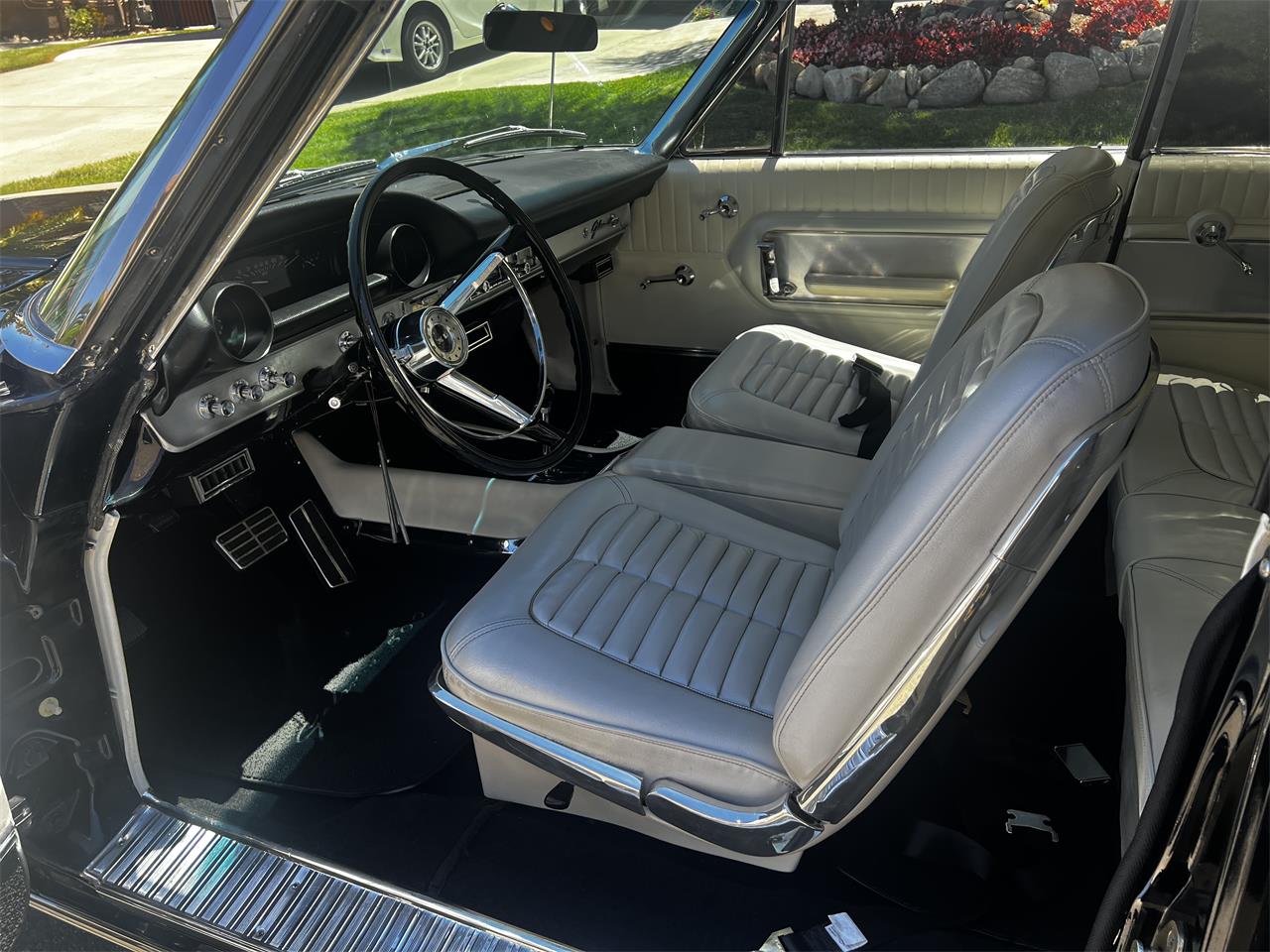 Ford-Galaxie-500-xl-1964-Black-White-42