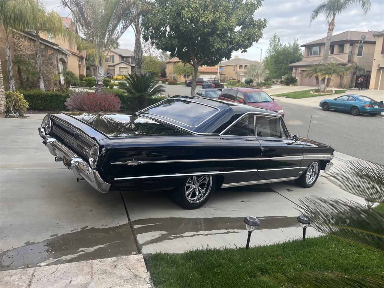 Ford-Galaxie-500-xl-1964-Black-White-8