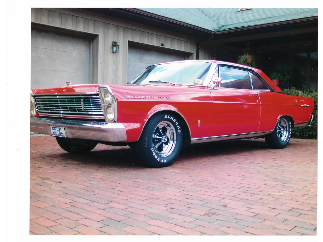 Ford-Galaxie-500-xl-1965-Red-Red-1