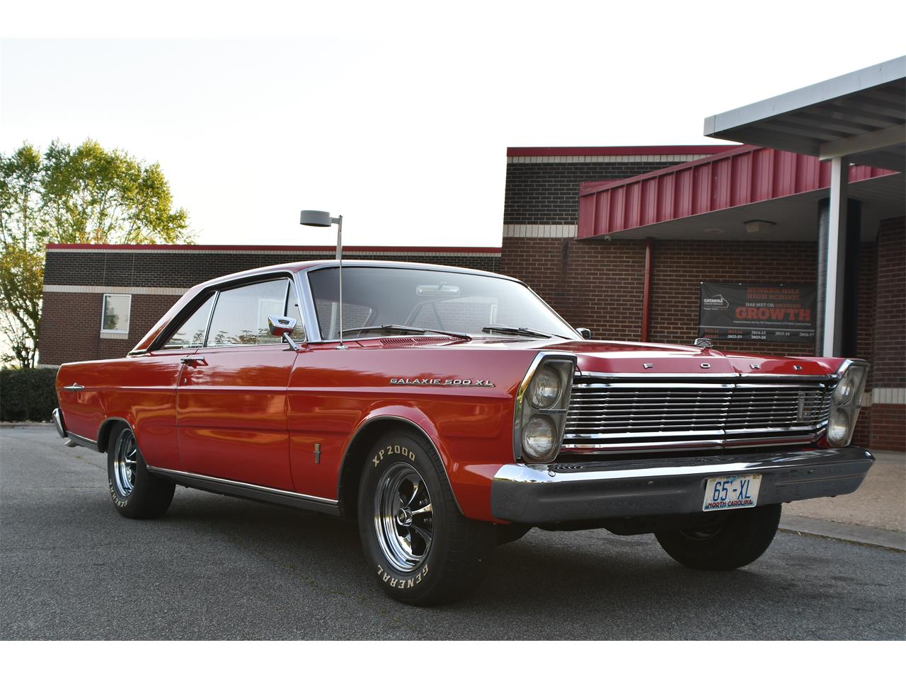 Ford-Galaxie-500-xl-1965-Red-Red-4