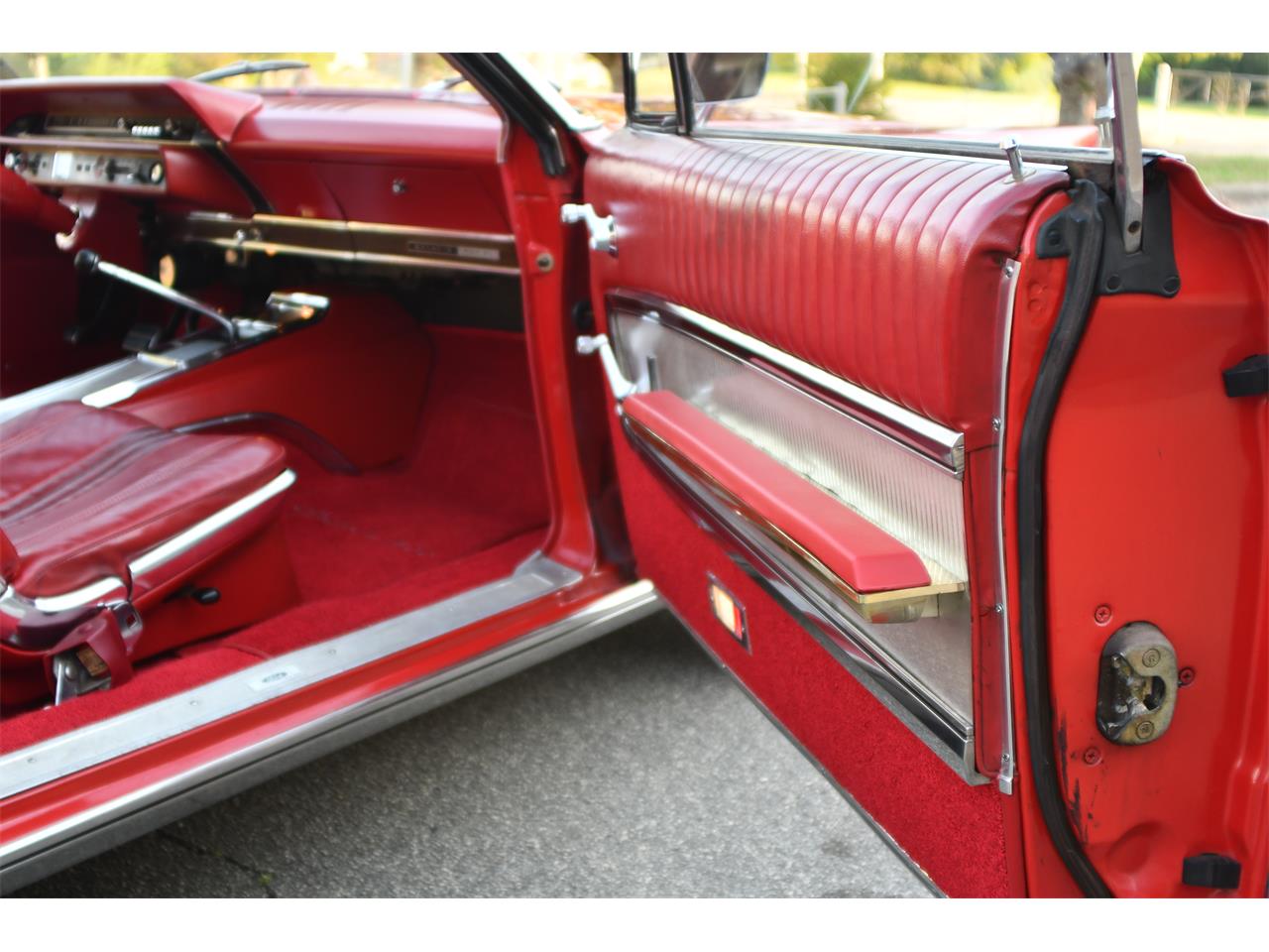 Ford-Galaxie-500-xl-1965-Red-Red