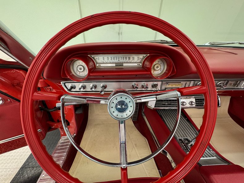 Ford-Galaxie-500xl-1964-Rangoon-Red-Red-43