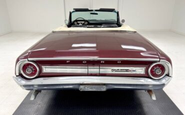 Ford-Galaxie-500xl-1964-Vintage-Burgundy-Black-3