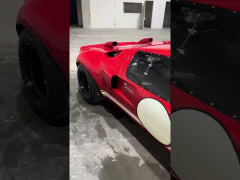 Ford-Gt40-1966-Red-Black-1