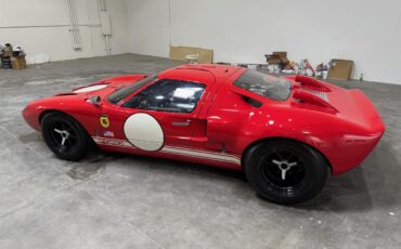 Ford-Gt40-1966-Red-Black-11