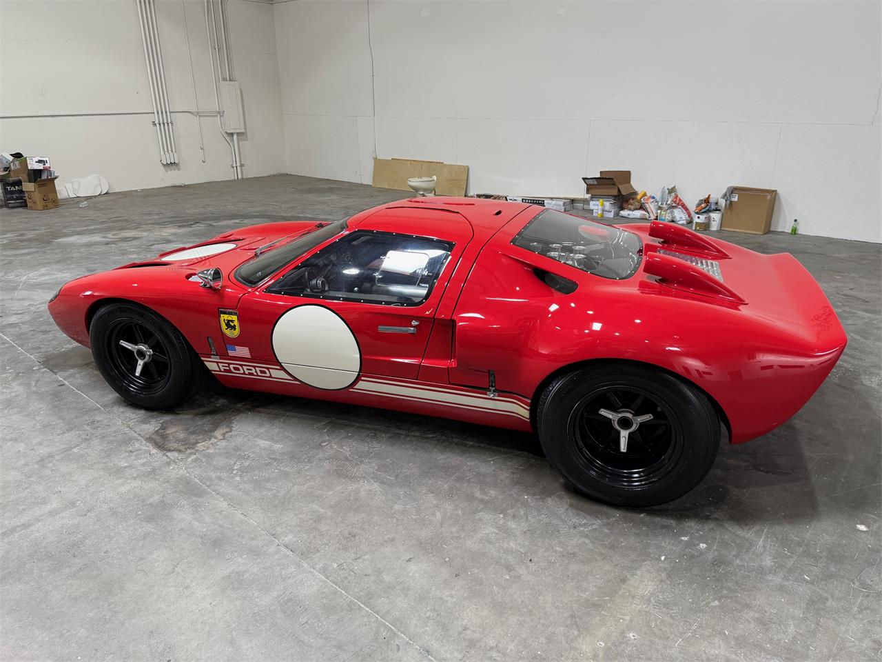 Ford-Gt40-1966-Red-Black-11