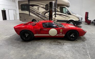 Ford-Gt40-1966-Red-Black-14