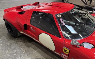 Ford-Gt40-1966-Red-Black-16