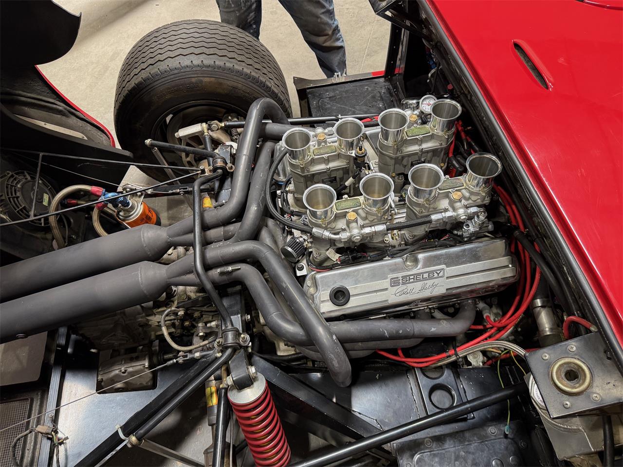 Ford-Gt40-1966-Red-Black-22