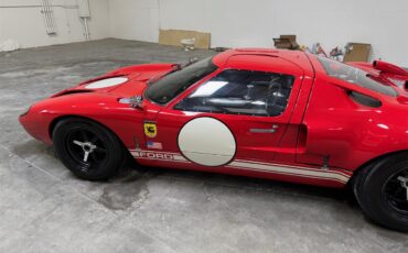 Ford-Gt40-1966-Red-Black-9