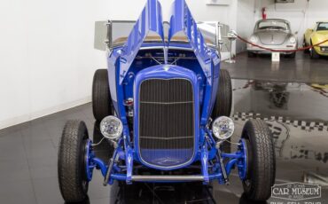 Ford-High-boy-1932-Light-Blue-Tan-3