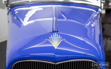 Ford-High-boy-1932-Light-Blue-Tan-38