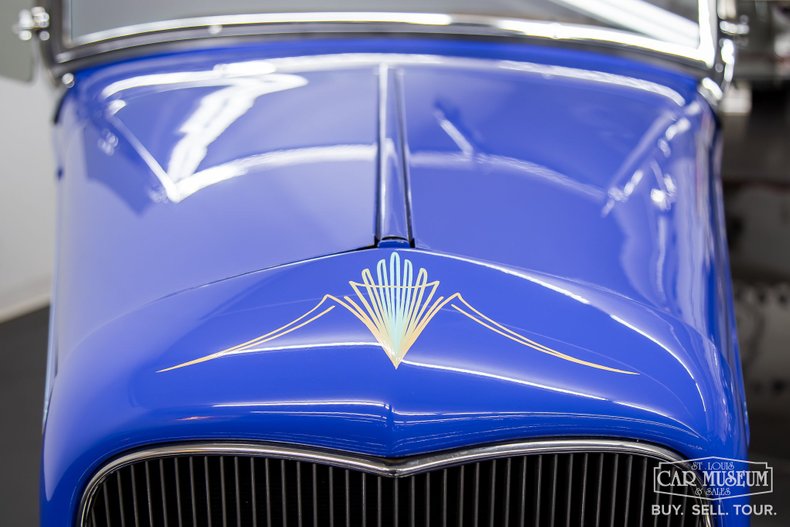 Ford-High-boy-1932-Light-Blue-Tan-38