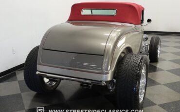 Ford-High-boy-1932-Phantom-Grey-Burgundy-15