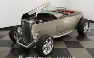 Ford-High-boy-1932-Phantom-Grey-Burgundy-31