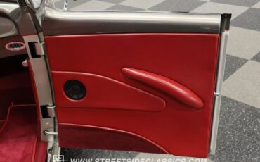 Ford-High-boy-1932-Phantom-Grey-Burgundy-4