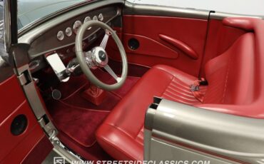Ford-High-boy-1932-Phantom-Grey-Burgundy-7