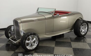 Ford-High-boy-1932-Phantom-Grey-Burgundy-8