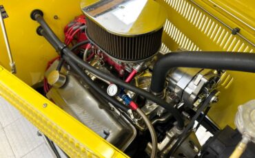 Ford-High-boy-1932-Yellow-Black-11