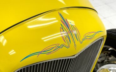 Ford-High-boy-1932-Yellow-Black-21