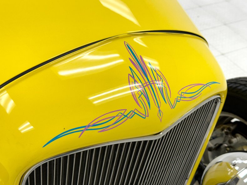 Ford-High-boy-1932-Yellow-Black-21