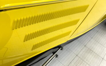 Ford-High-boy-1932-Yellow-Black-24