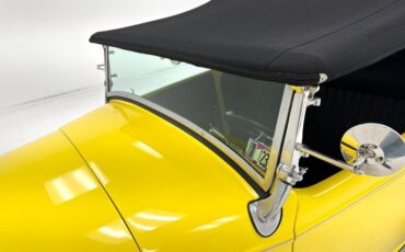 Ford-High-boy-1932-Yellow-Black-25