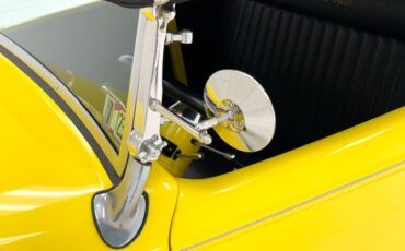 Ford-High-boy-1932-Yellow-Black-27