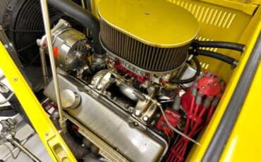 Ford-High-boy-1932-Yellow-Black-34