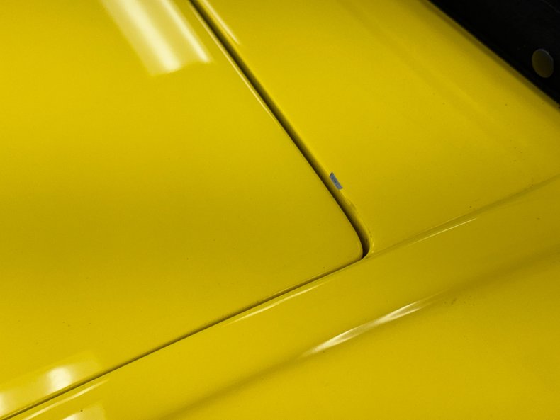 Ford-High-boy-1932-Yellow-Black-4
