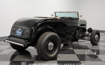 Ford-Highboy-1932-Convertible-13