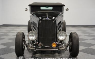 Ford-Highboy-1932-Convertible-19
