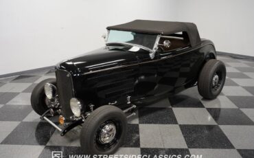 Ford-Highboy-1932-Convertible-21