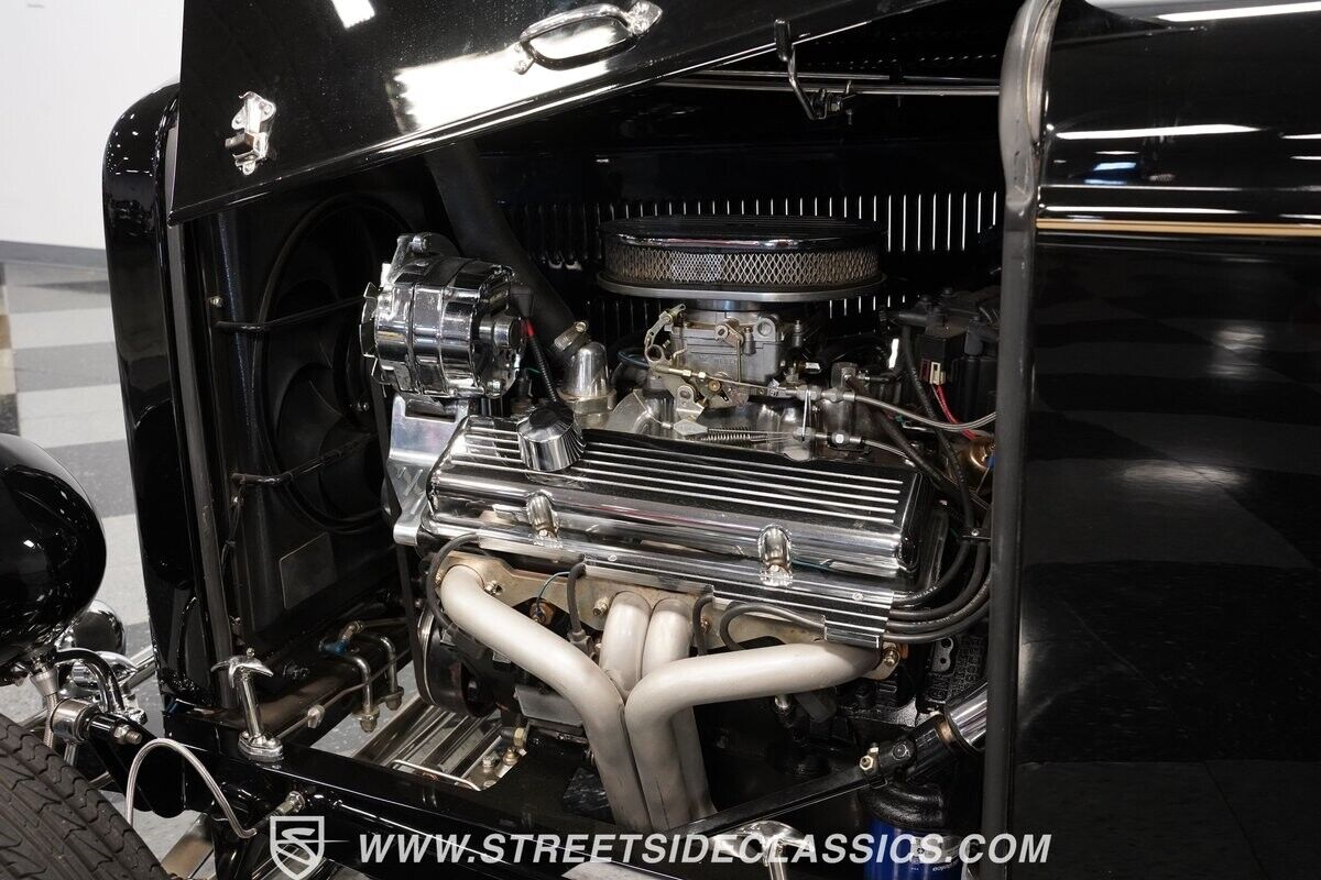 Ford-Highboy-1932-Convertible-36