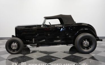 Ford-Highboy-1932-Convertible-7