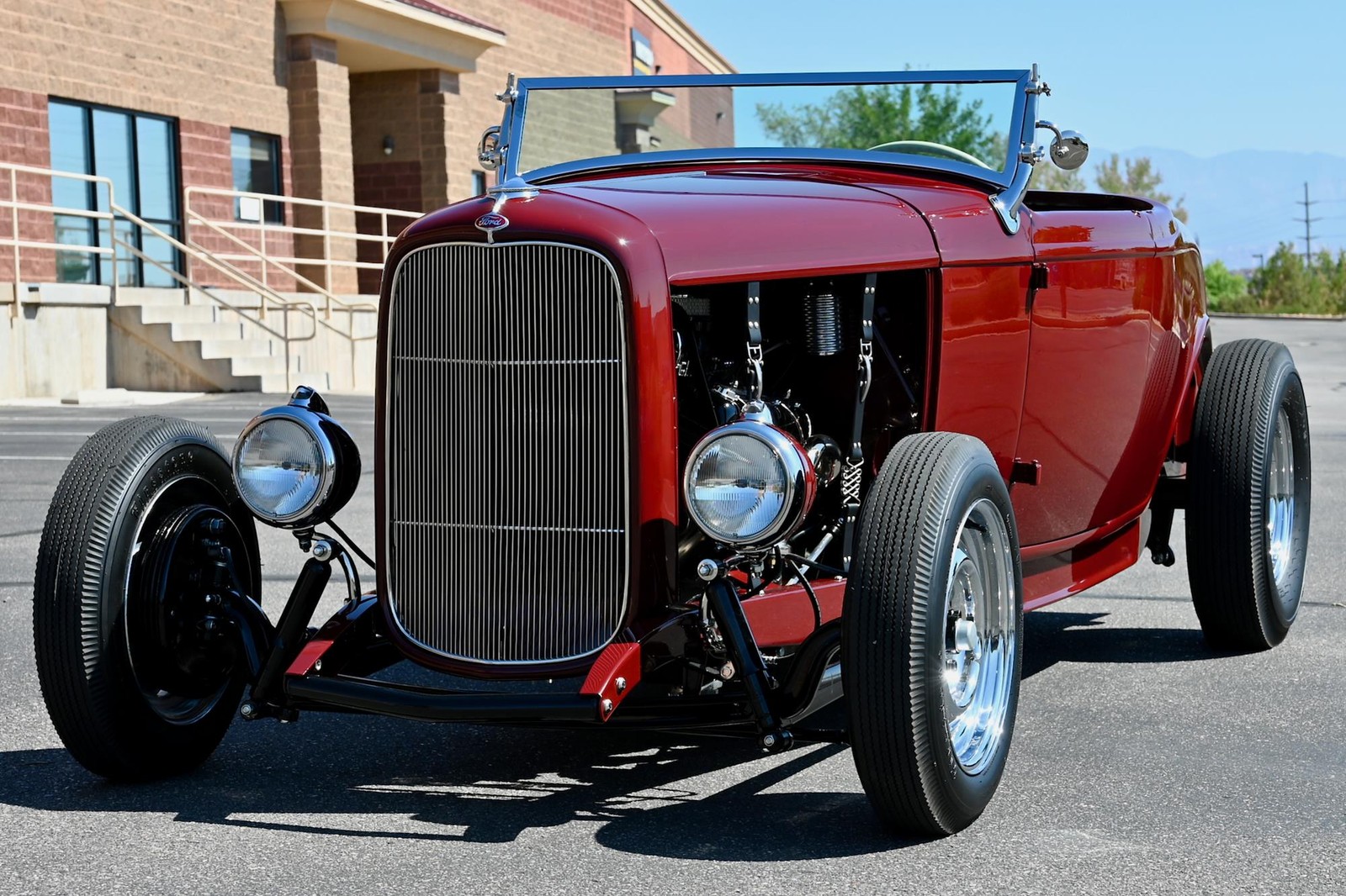 Ford-Highboy-Roadster-1932-1
