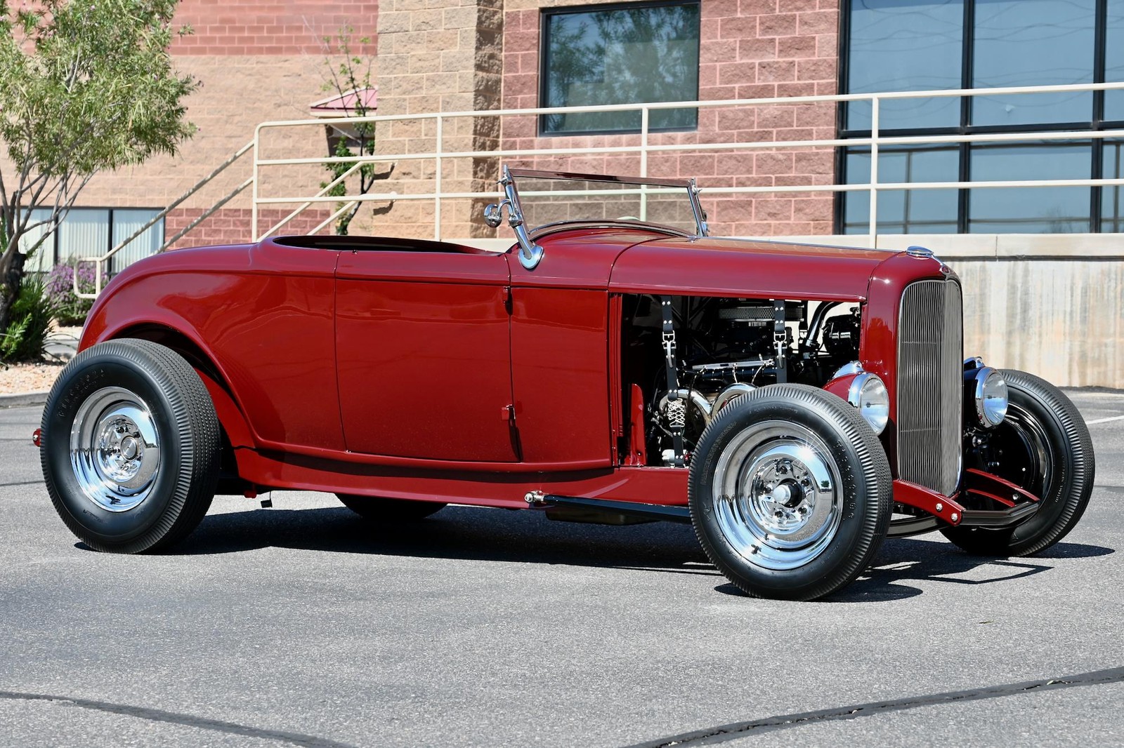 Ford-Highboy-Roadster-1932-19