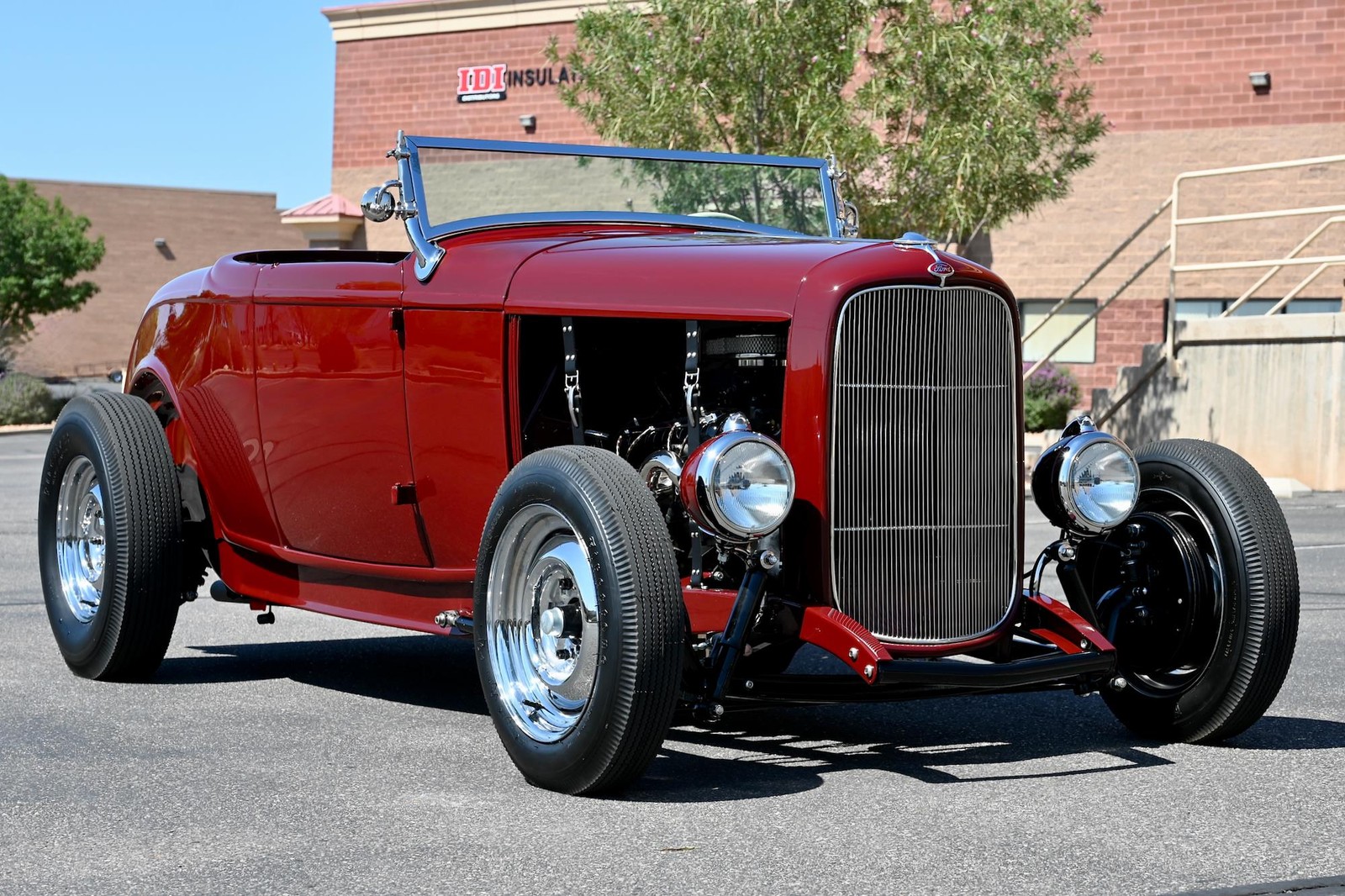 Ford-Highboy-Roadster-1932-22
