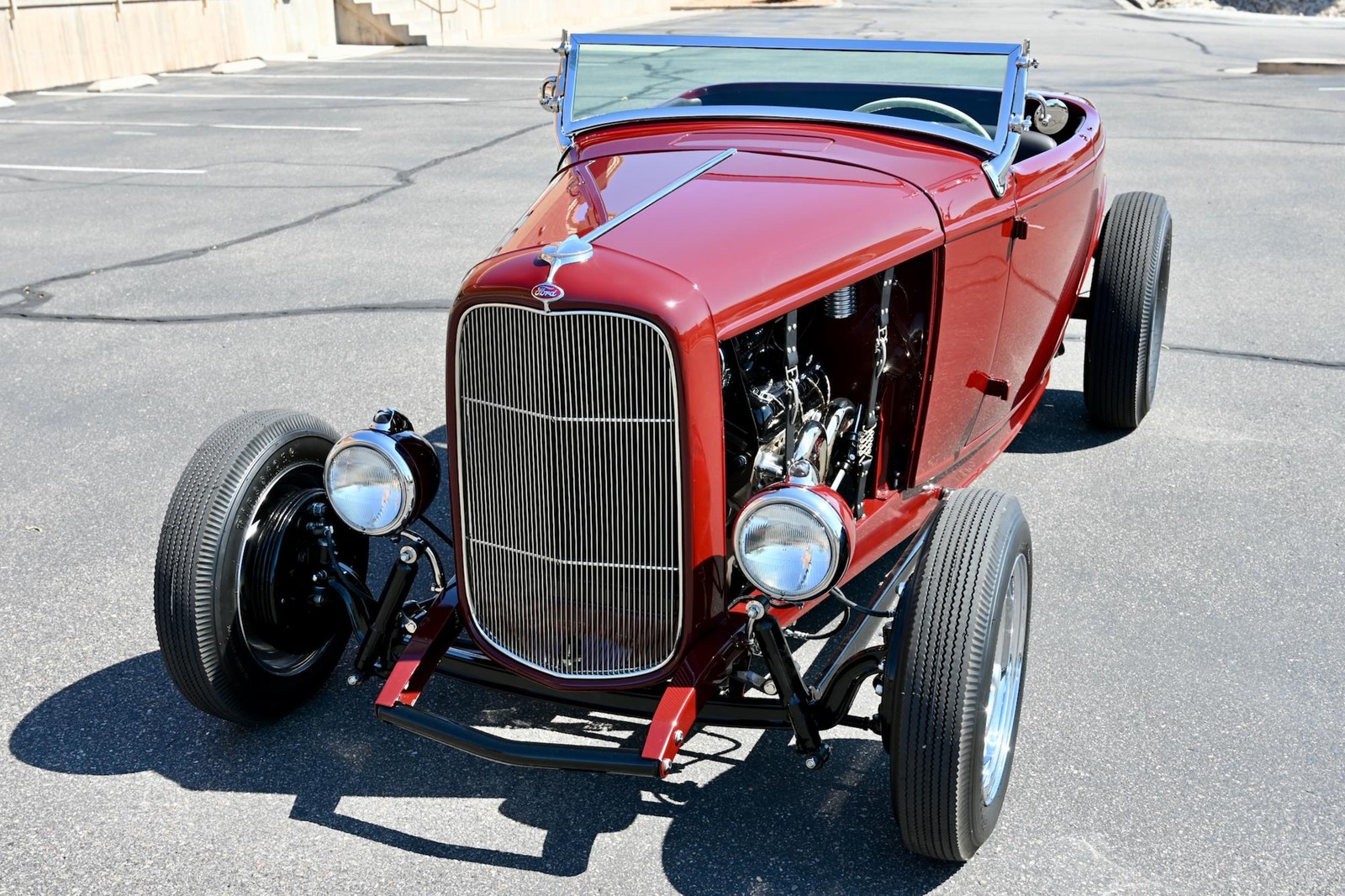 Ford-Highboy-Roadster-1932-26
