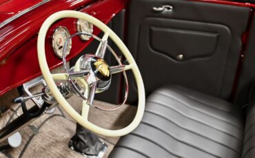 Ford-Highboy-Roadster-1932-39