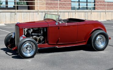 Ford-Highboy-Roadster-1932-6