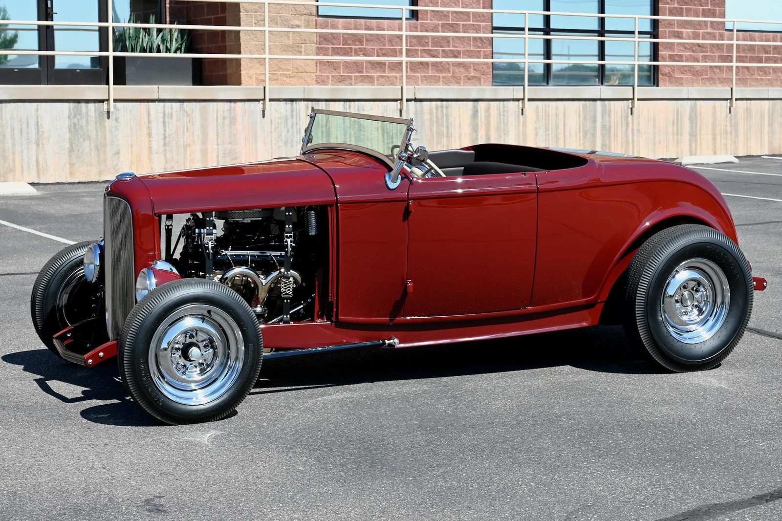 Ford-Highboy-Roadster-1932-6