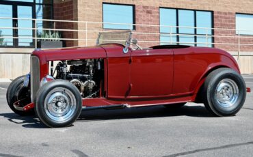 Ford-Highboy-Roadster-1932-7