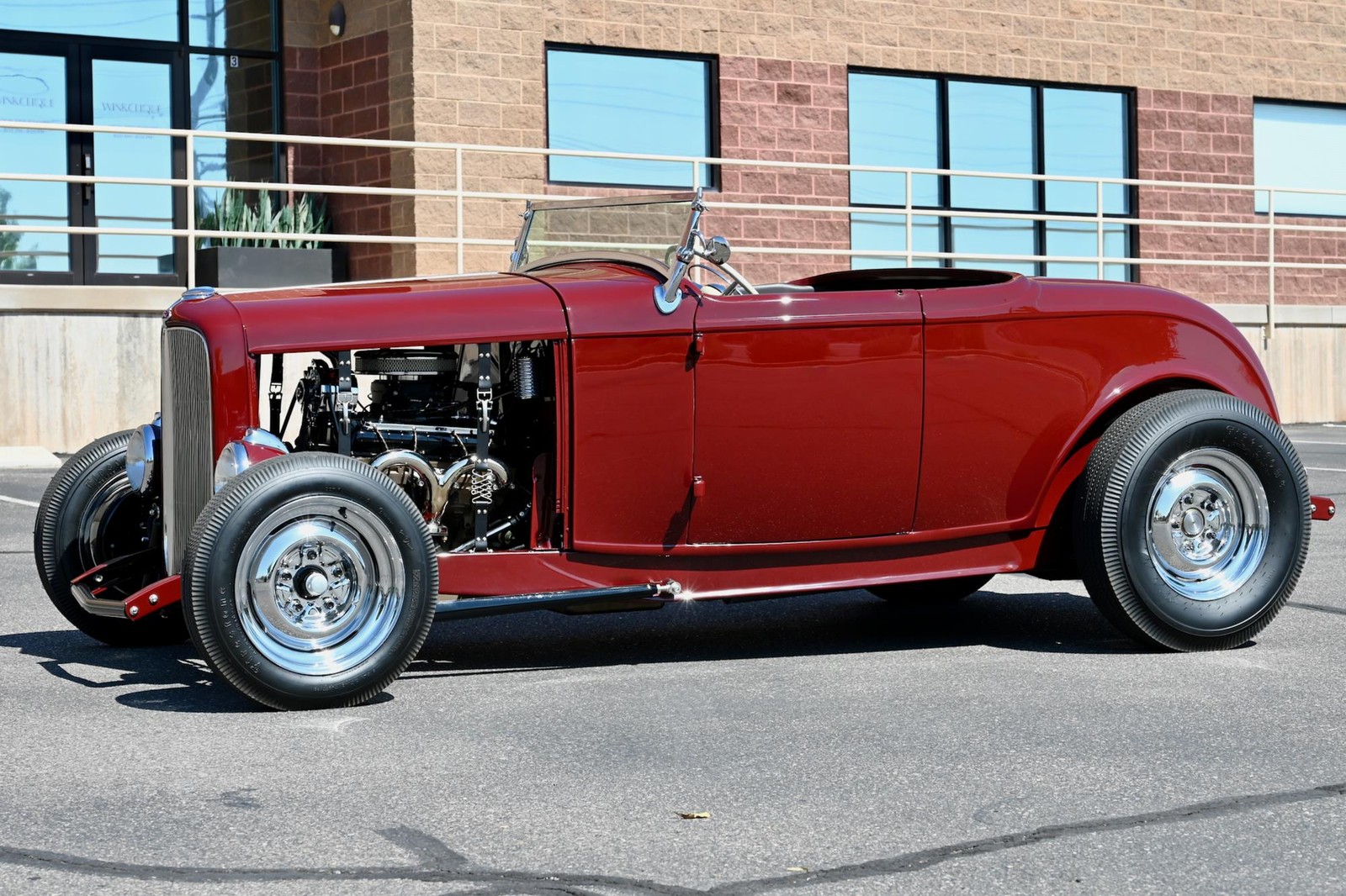 Ford-Highboy-Roadster-1932-7