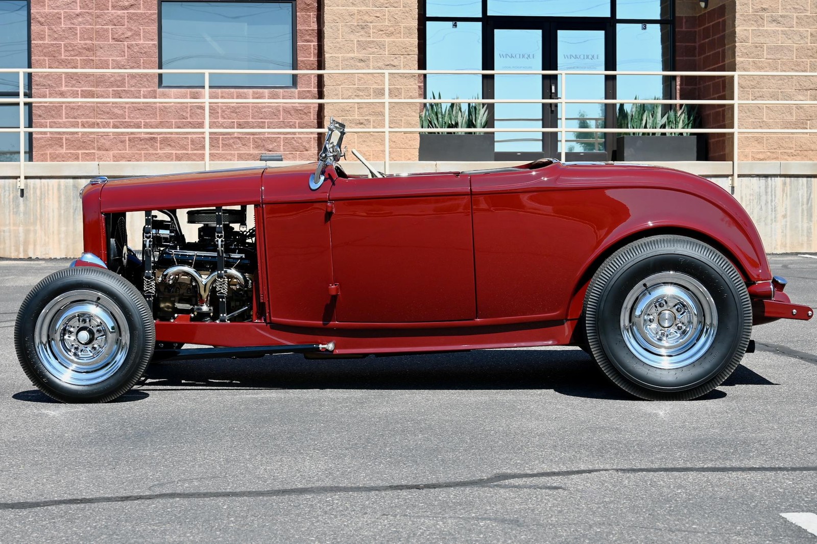Ford-Highboy-Roadster-1932-8