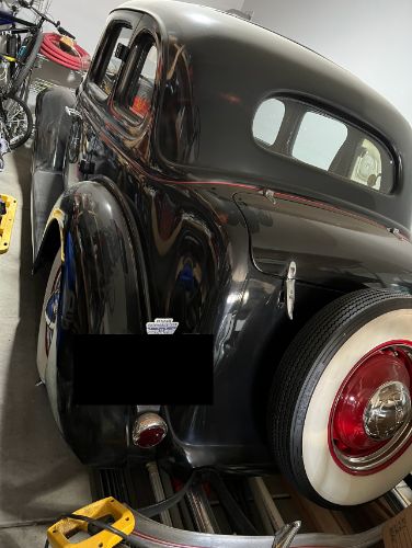 Ford-Humpback-1936-Black-10