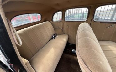 Ford-Humpback-1936-Black-12
