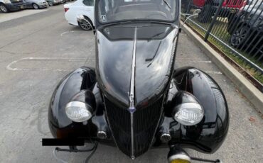 Ford-Humpback-1936-Black