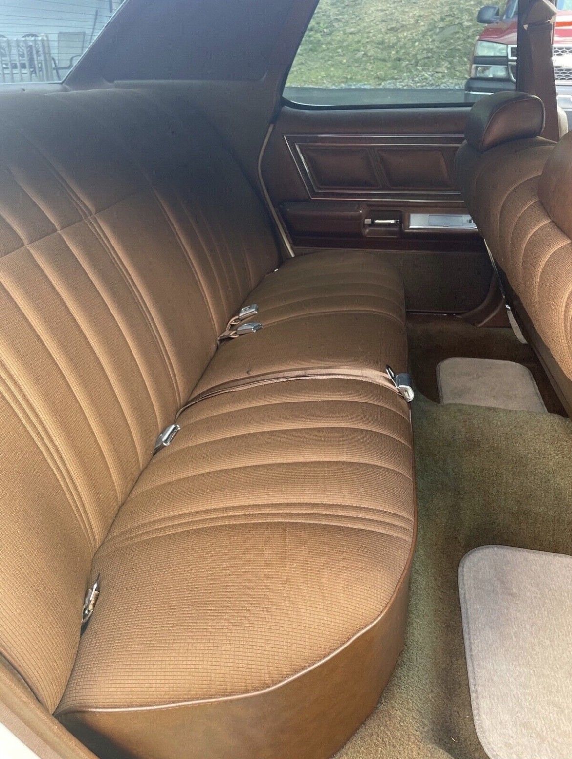 Ford-LTD-II-Brougham-1976-13